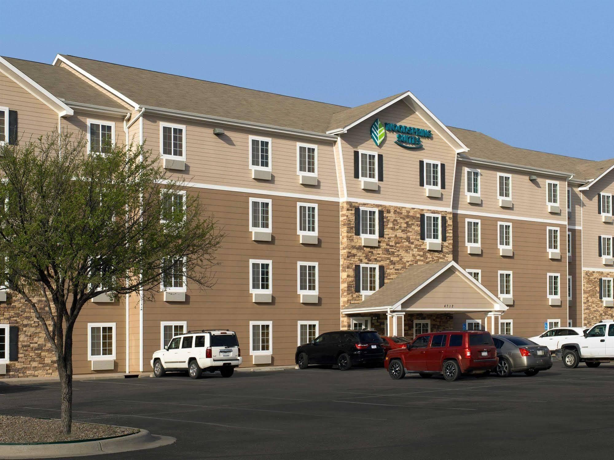 Woodspring Suites מידלנד מראה חיצוני תמונה