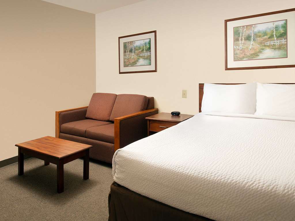 Woodspring Suites מידלנד חדר תמונה