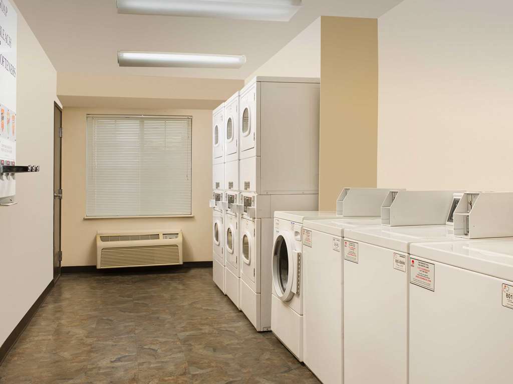 Woodspring Suites מידלנד מתקנים תמונה