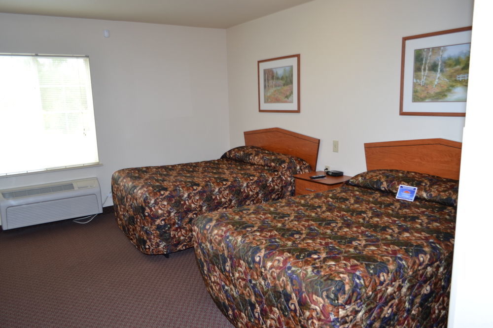 Woodspring Suites מידלנד מראה חיצוני תמונה
