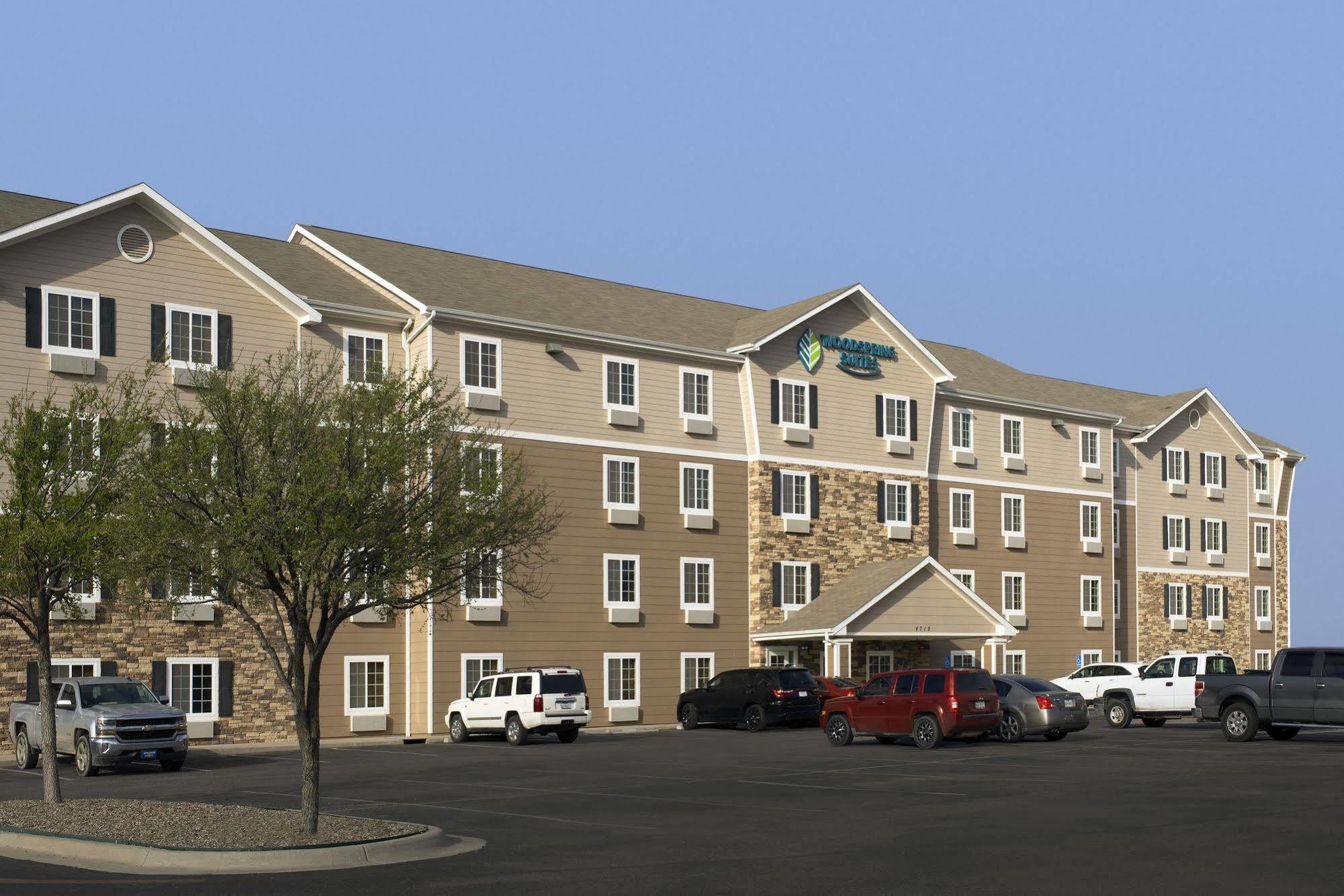 Woodspring Suites מידלנד מראה חיצוני תמונה